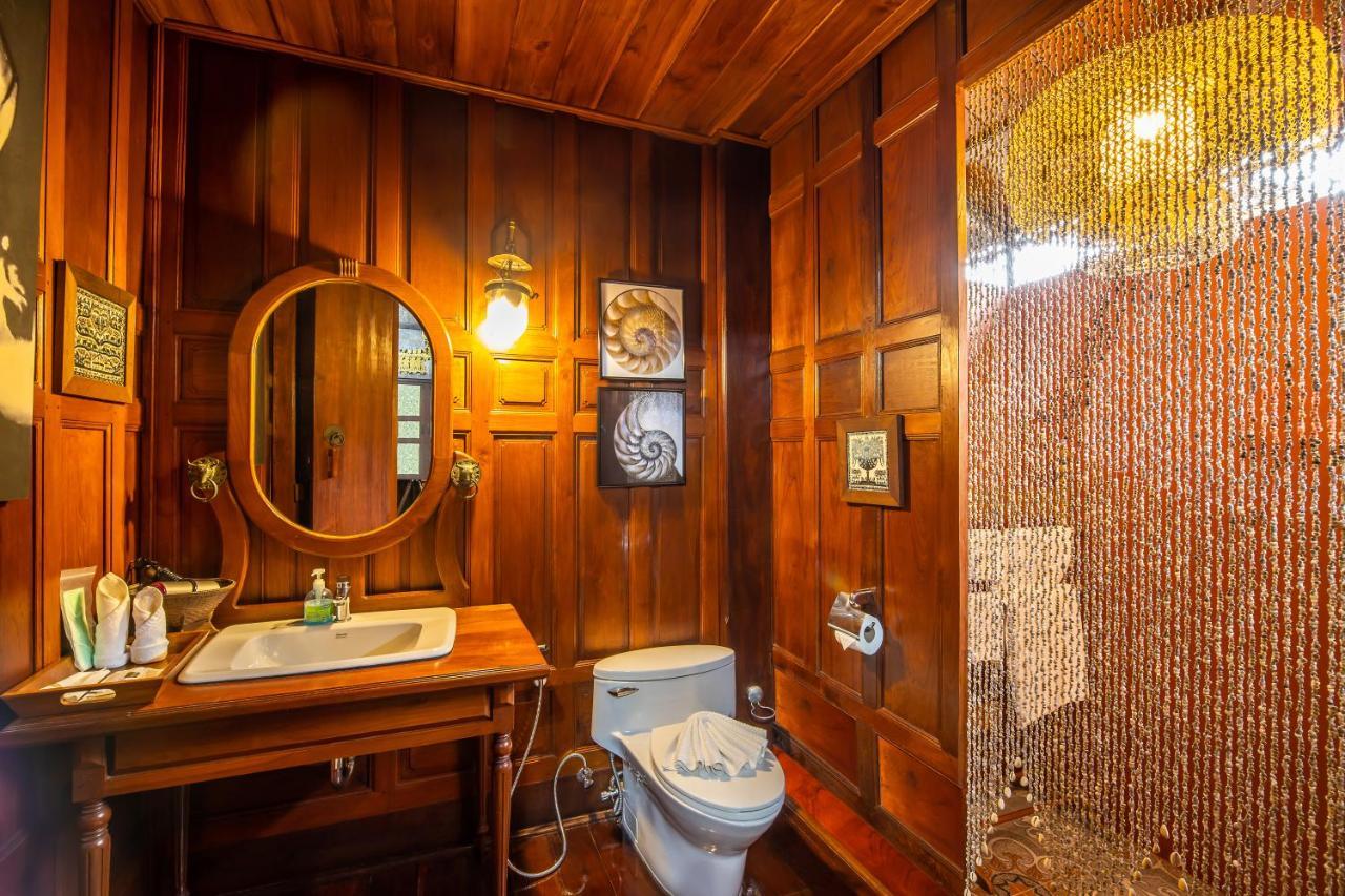 Royal Thai Villa Phuket - SHA Extra Plus Rawai Exteriör bild