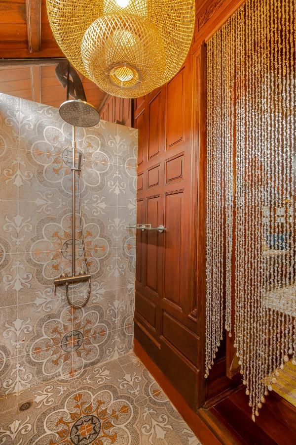 Royal Thai Villa Phuket - SHA Extra Plus Rawai Exteriör bild