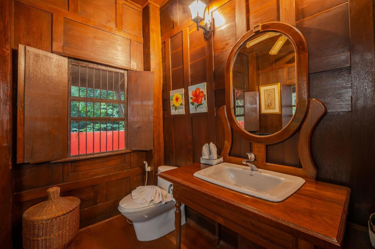 Royal Thai Villa Phuket - SHA Extra Plus Rawai Exteriör bild