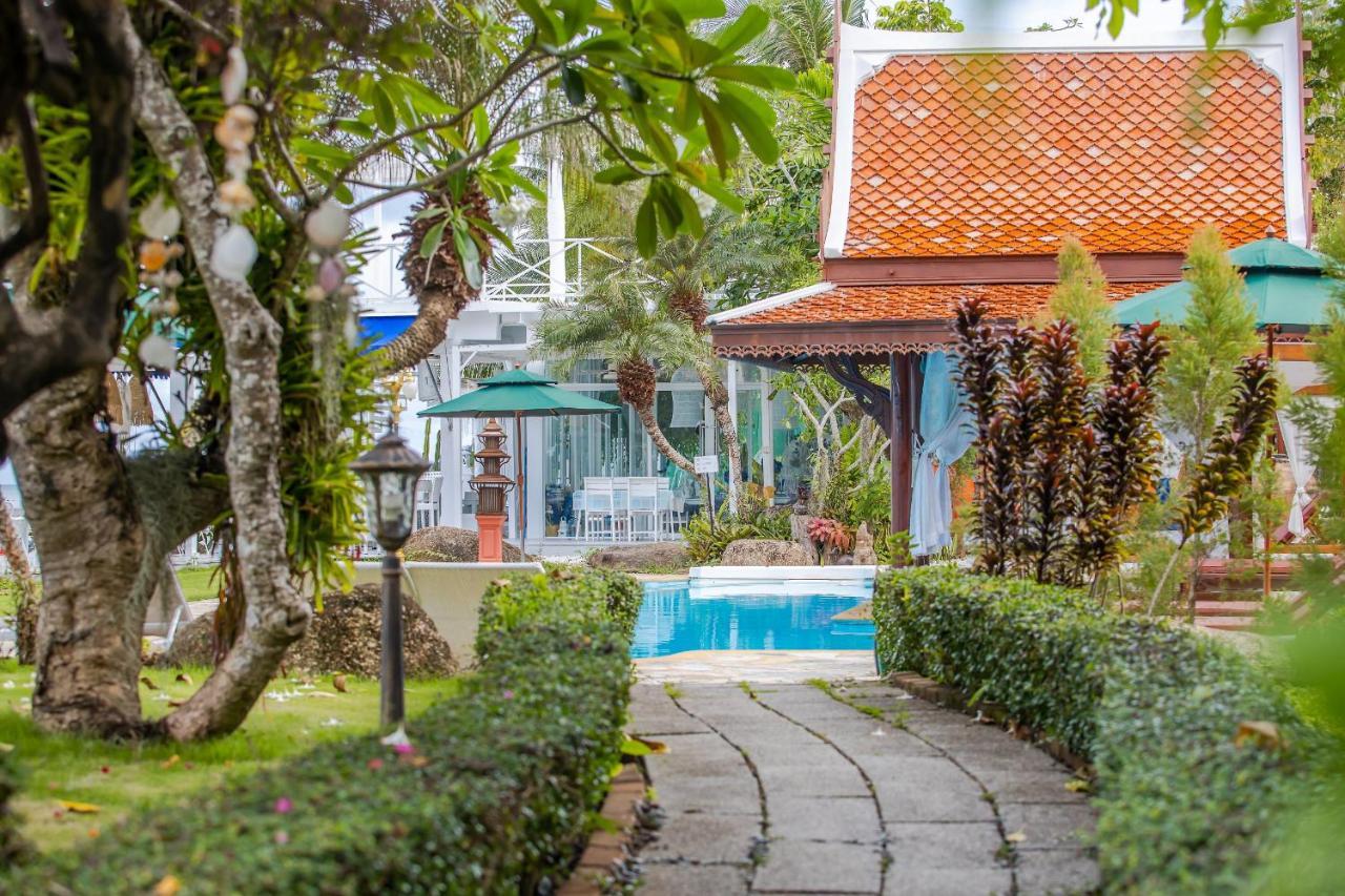 Royal Thai Villa Phuket - SHA Extra Plus Rawai Exteriör bild