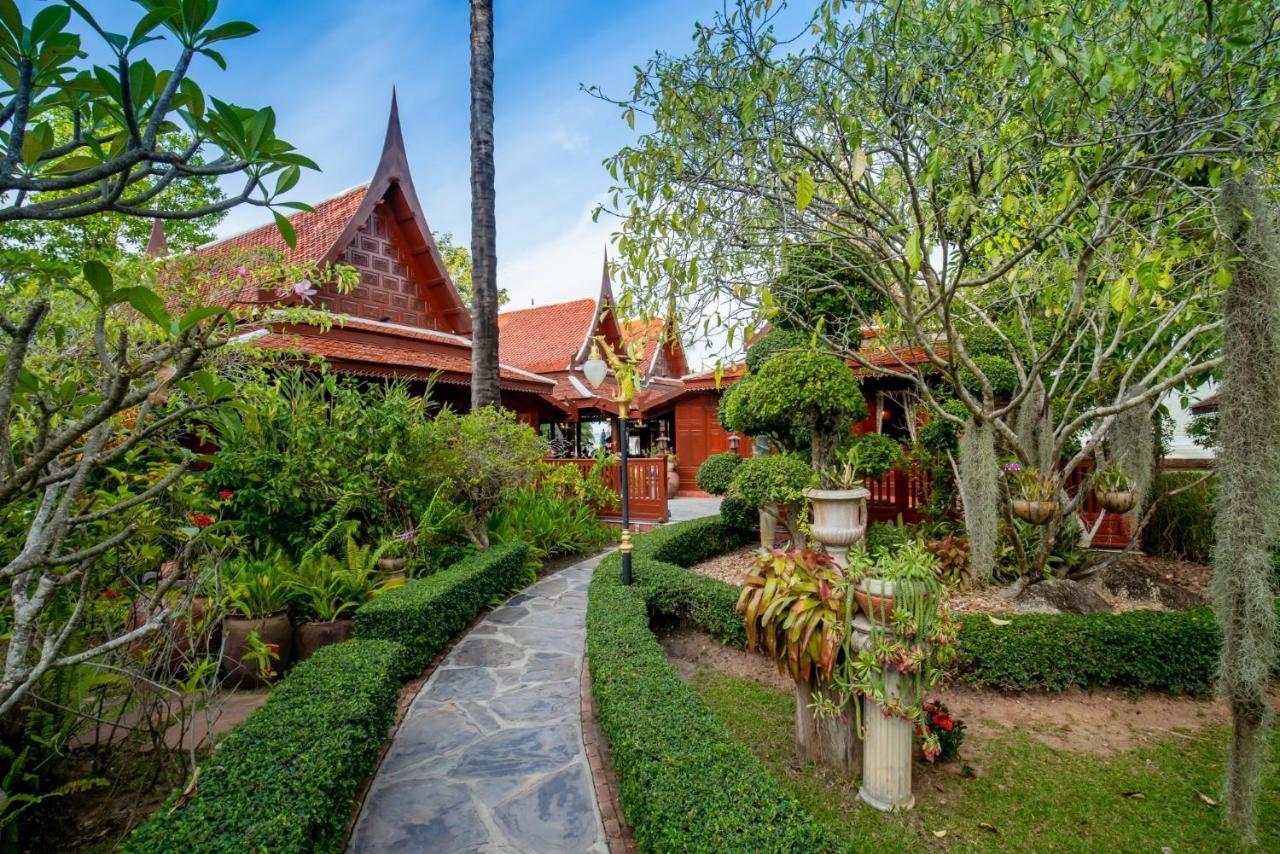Royal Thai Villa Phuket - SHA Extra Plus Rawai Exteriör bild