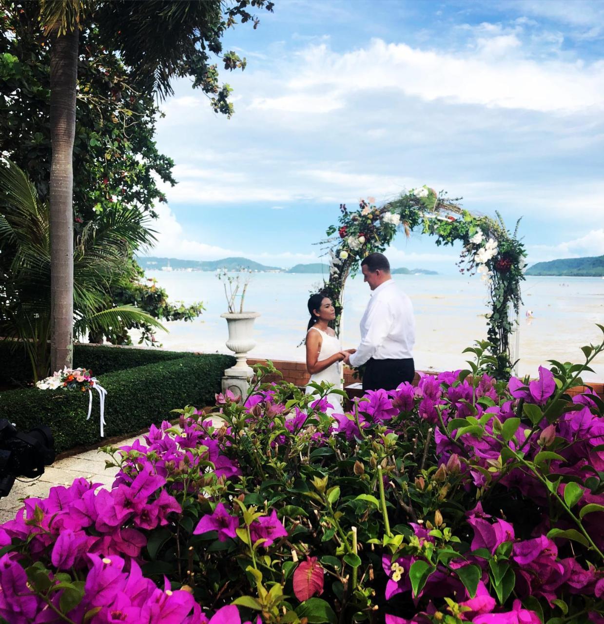 Royal Thai Villa Phuket - SHA Extra Plus Rawai Exteriör bild